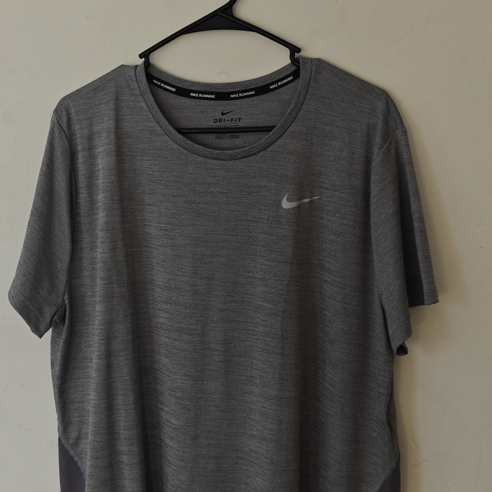 Men's Nike Shirt size 1X